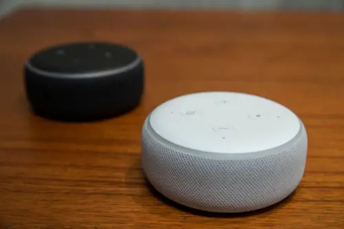 Alexa spia le conversazioni degli utenti?